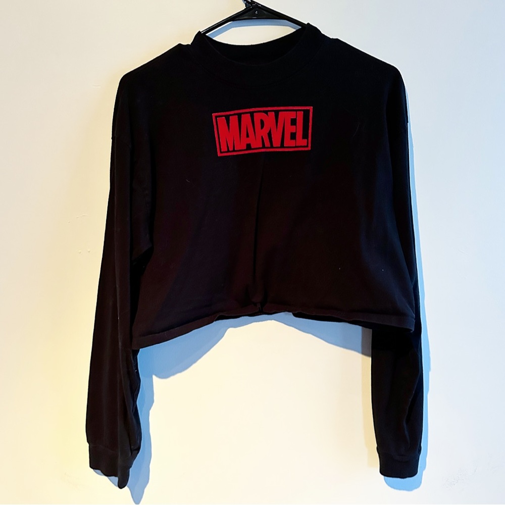 Marvel black long sleeve crop tee